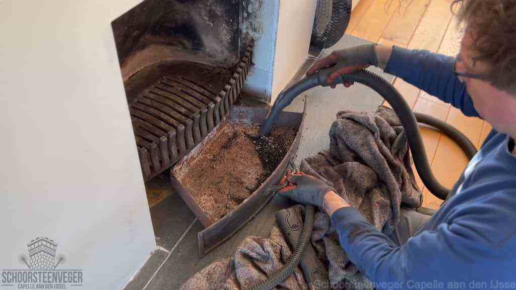 Prijs schoorsteenvegen Capelle aan den IJssel schouw reinigen Prijs schoorsteenvegen Capelle aan den IJssel schouw reinigen
