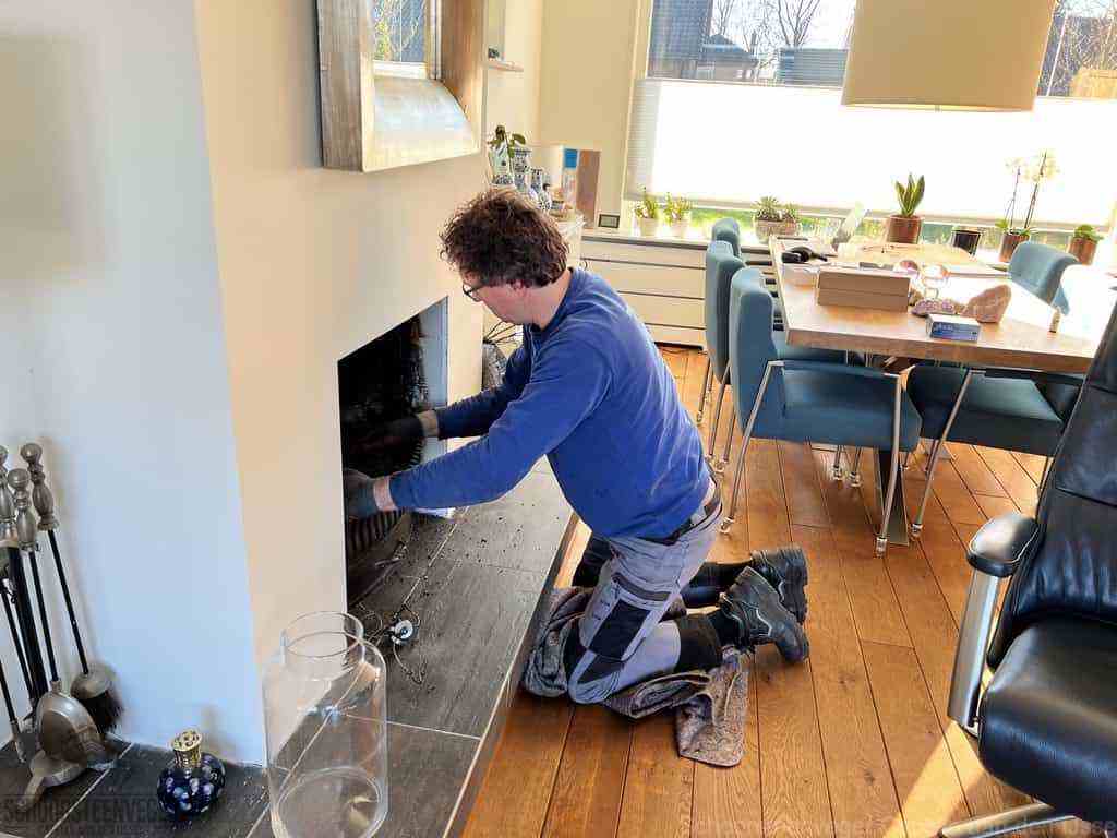 Schouwveger Capelle aan den IJssel kleed schoorsteenreiniger Schouwveger Capelle aan den IJssel kleed schoorsteenreiniger